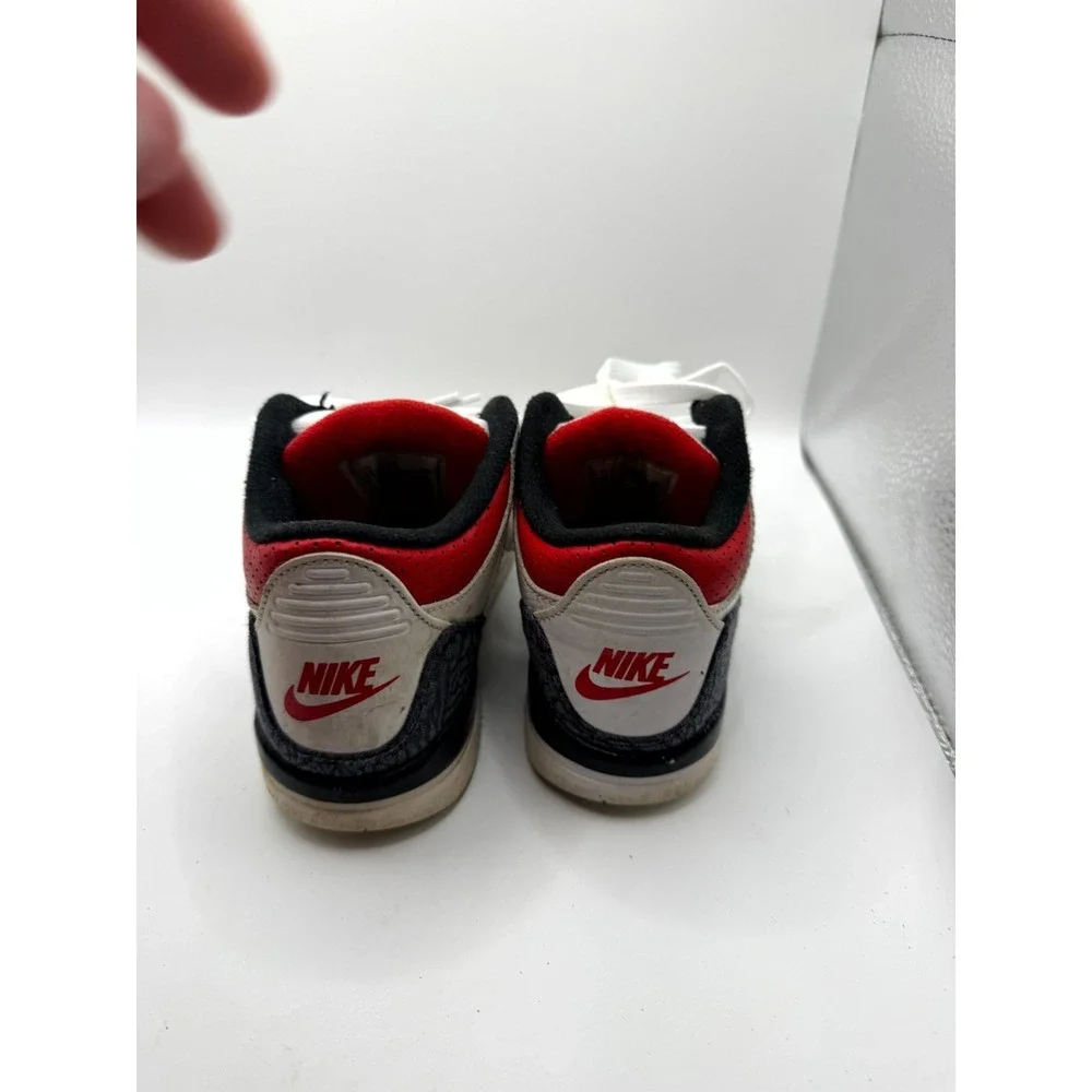 Nike Air Jordan 3 Retro DB0443-100 Kids US 2 Sneakers‎ White Lifestyle Shoes